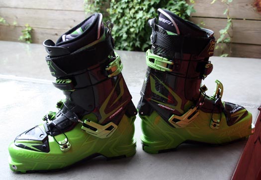 The objects at hand, Dynafit Vulcan backcountry skiing boot 2012-2013