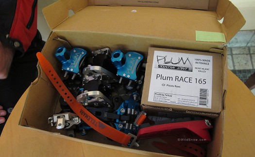 Want this under your Christamas Tree? A box with every model of scrumptions mono-block machined Plum bindings.