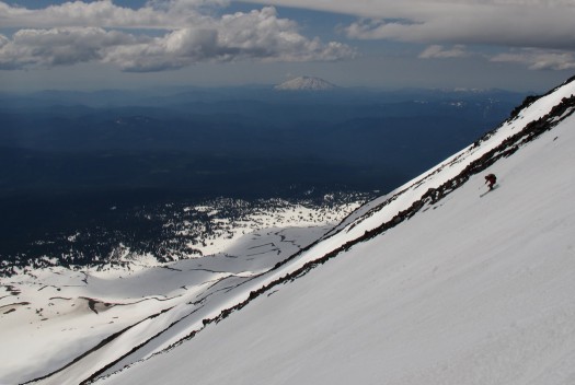 Southwest Chutes line is ridiculously big, around 4,000 vert and seeming as wide as the Columbia river. Easy score 10 on the size component. Check out the view of Mount St Helens and intervening stacked ridges, easy 10 in the view aesthetics category as well.