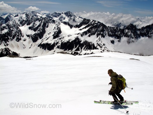 Skiing down Sahale Peak, Cascade Pass, Washington with Camp 4