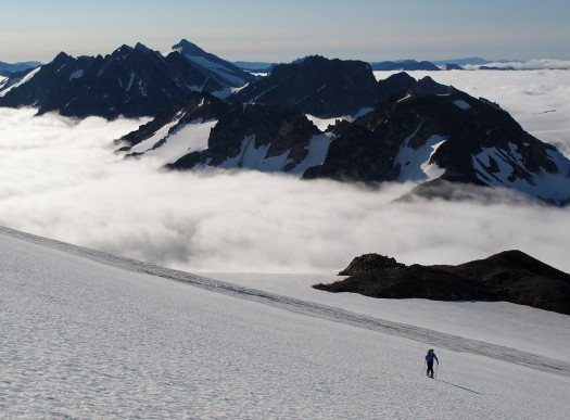 Backcountry skiing and ski mountaineering on Glacier Peak in the North Cascades