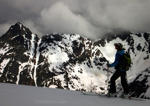 Looking north from near Cornice Col, North Cascades appear rather adventurous.