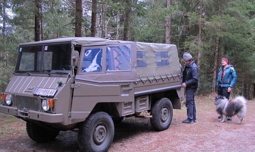 Loading  the  Pitzgauer for cross country ride home.