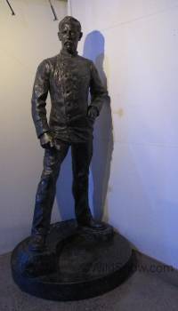 Life sized sculpture of Nansen in the Fram boat museum.