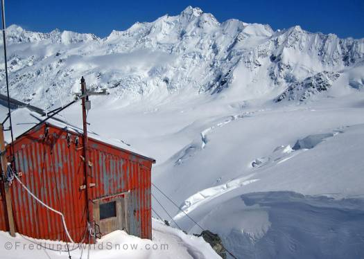 The Tasman Saddle Hut, home for the next month?!  Yes please.