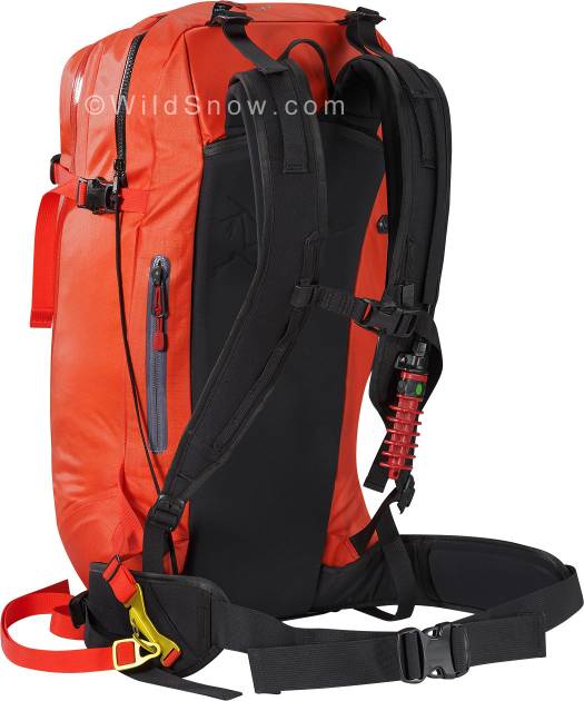 Voltair 20 Backpack Cayenne suspension.