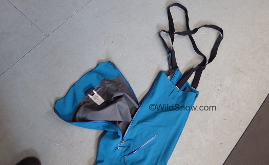 Key feature of Patagonia Kniferidge, drop seat that can be used without removing suspenders.
