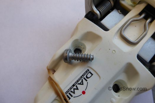 IMPORTANT,  most ski touring bindings use different screws at the toe and heel.