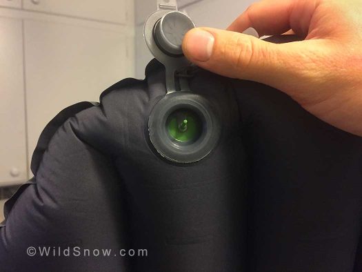 The Synmat and Downmat Lite pads both have a single 1-way valve. This is one of the best valves I've used on an inflatable pad. When it is open, it still provides a fully sealed airway. 