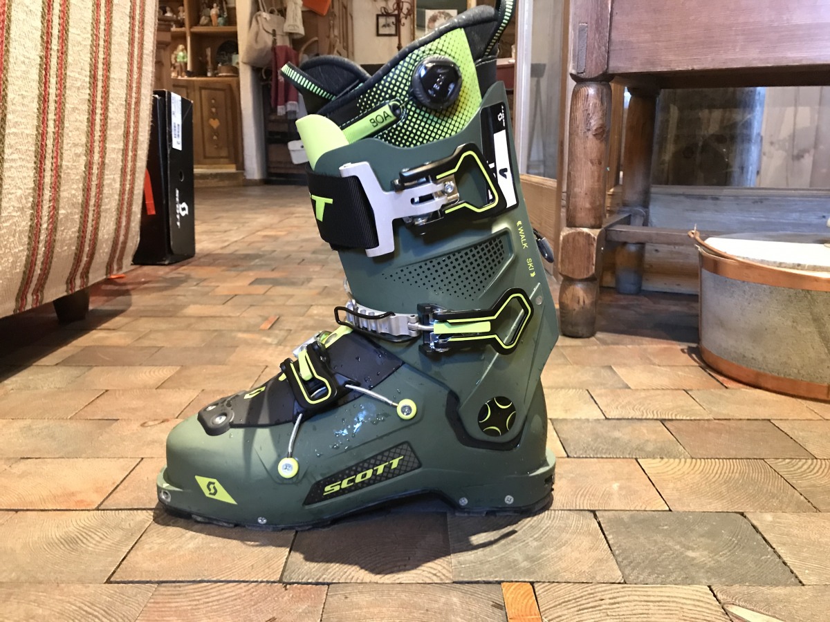 The SCOTT Freeguide Carbon touring boot: the product of 1.5 years of development, 12 prototypes and more than 150,000 meters of ascent and descent. 